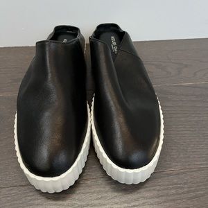 NWOT Kelsi Dagger slides/mules